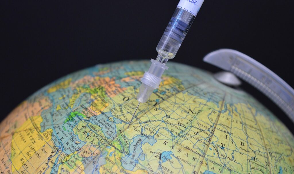 globe, syringe, vaccination, vaccinate, vaccine, worldwide vaccination, earth, immune, immunization, pandemic, epidemic, world, coronavirus, sars-cov-2, covid, covid-19, health, injection, medicine, sputnik v, russian vaccine, vaccination, vaccine, vaccine, vaccine, vaccine, vaccine